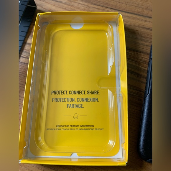 OtterBox iPhone Xs & X Symmetry Series Case. Black, New thin design, ultra sleek - Picture 6 of 6